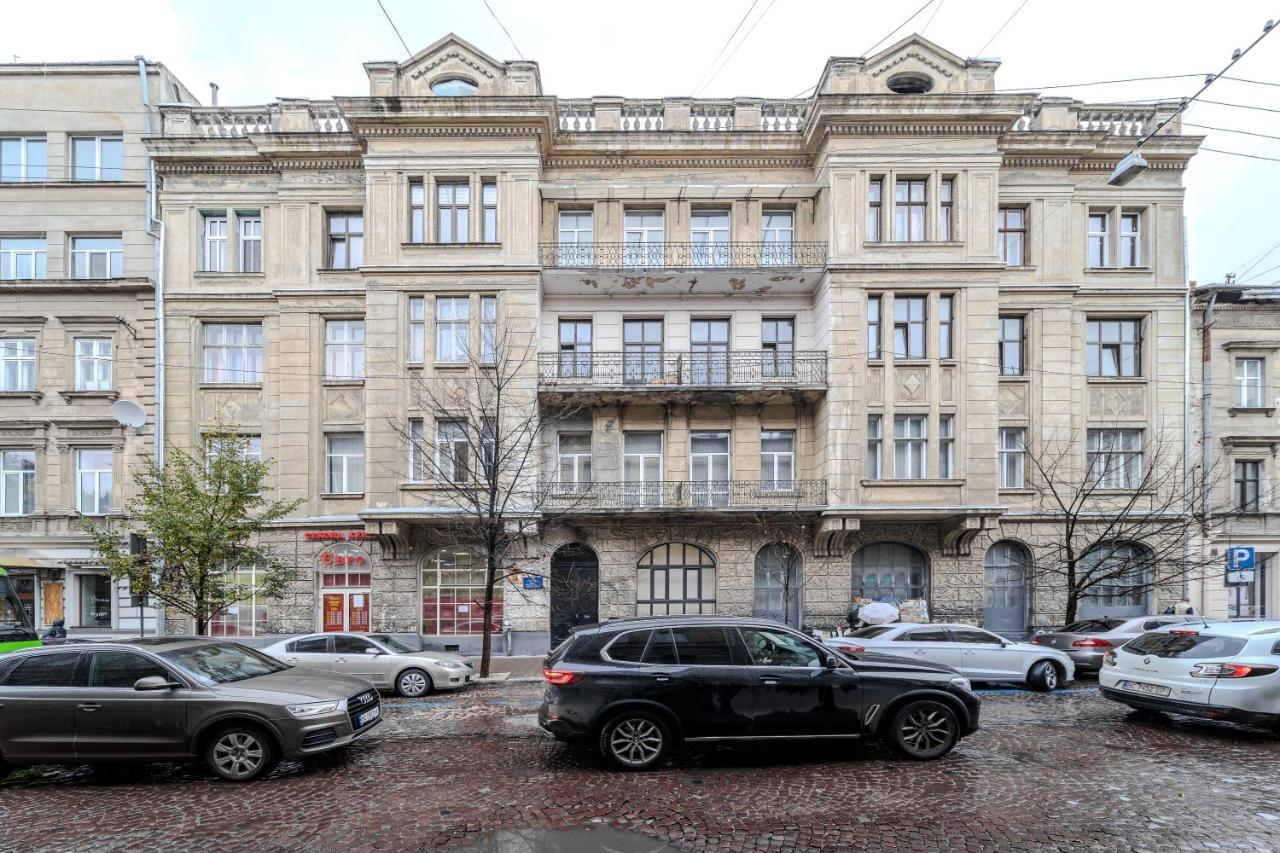 Inshiapartments On Slovatskoho Str Λβιβ Εξωτερικό φωτογραφία