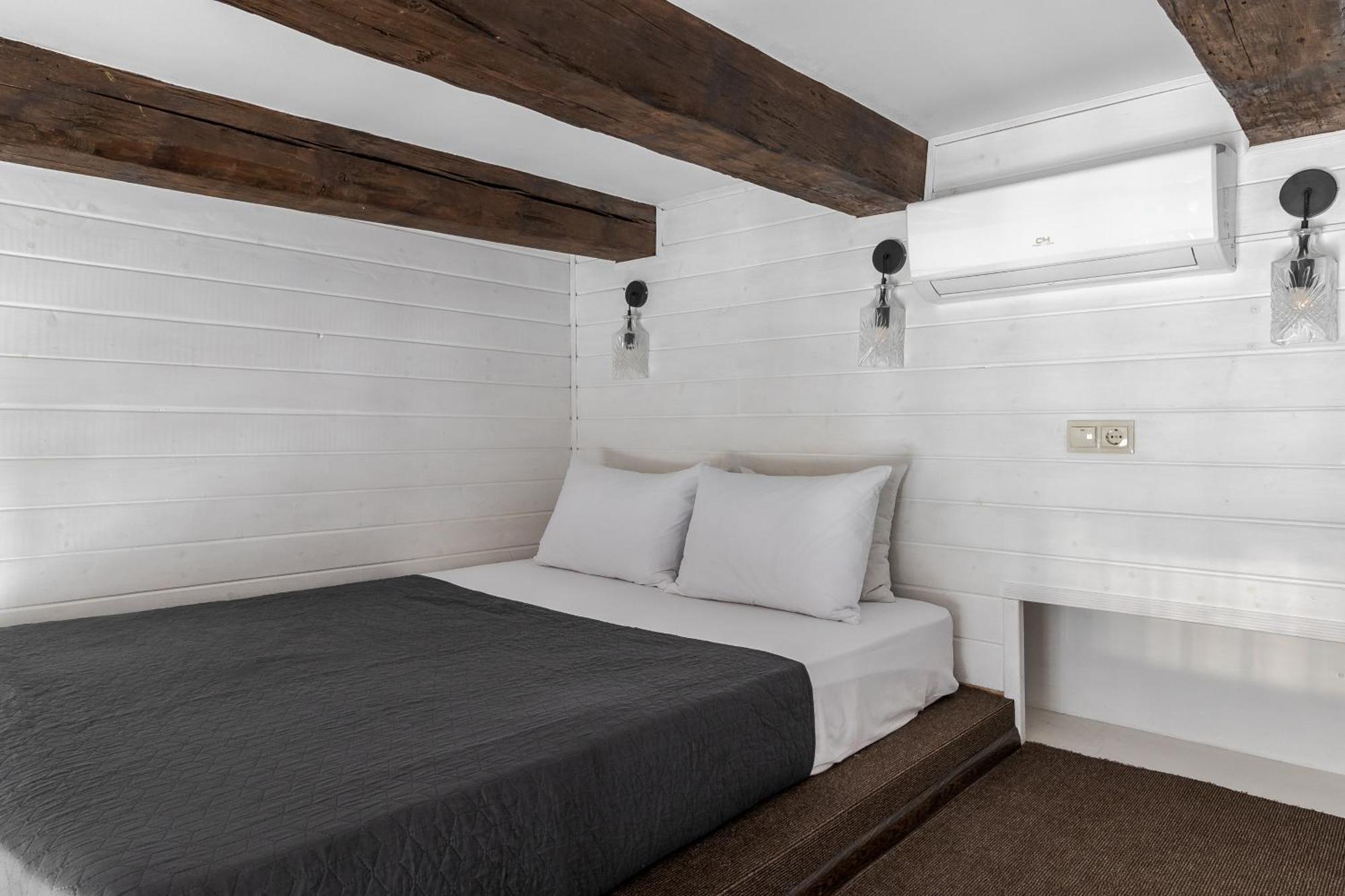 Inshiapartments On Slovatskoho Str Λβιβ Εξωτερικό φωτογραφία