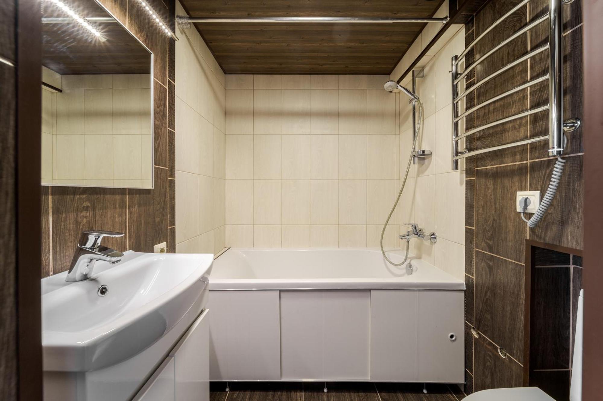 Inshiapartments On Slovatskoho Str Λβιβ Εξωτερικό φωτογραφία