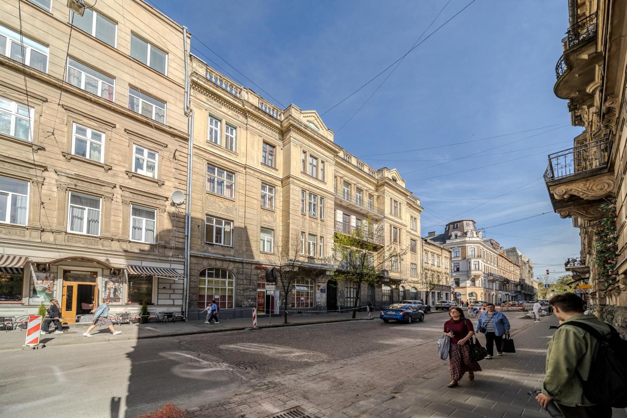 Inshiapartments On Slovatskoho Str Λβιβ Εξωτερικό φωτογραφία